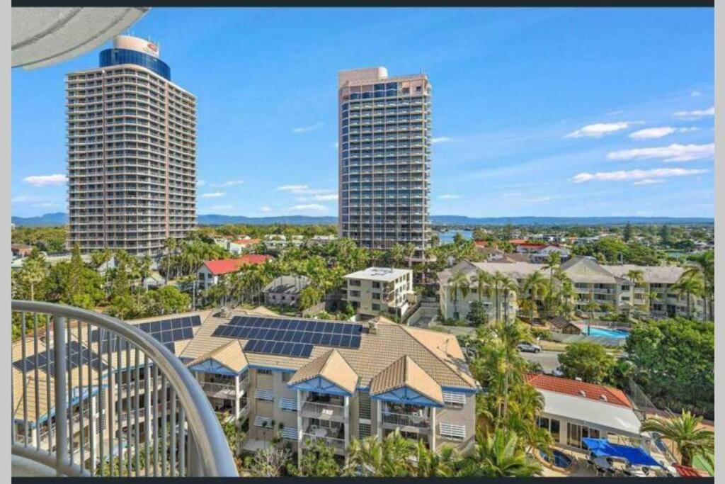 Surfers/Broadbeach Pool View. Free Parking & Wifi Gold Coast Ngoại thất bức ảnh